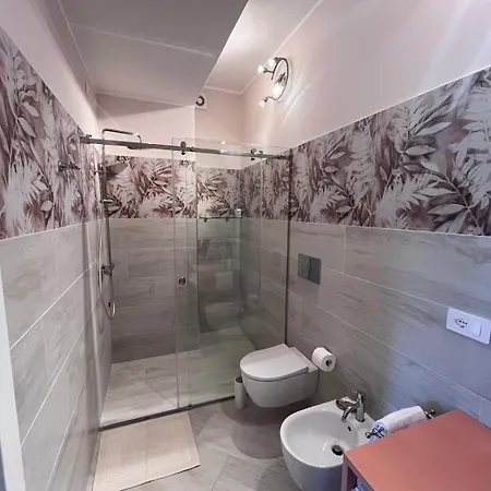 Cloe Di Angela Libertini